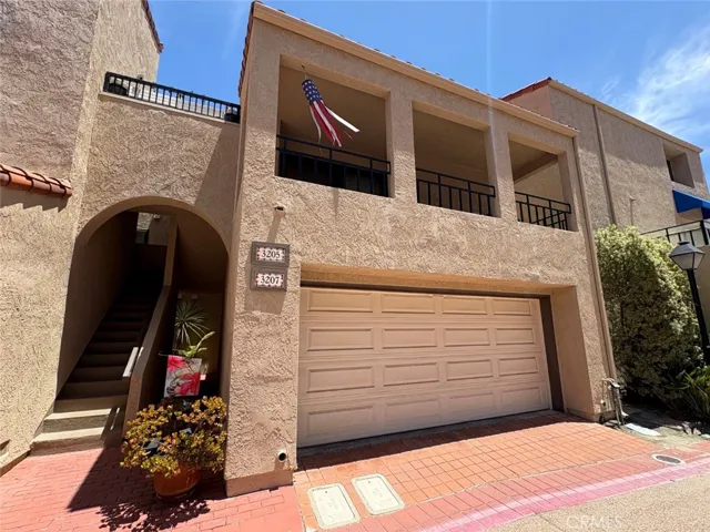3207 Moritz 41, Huntington Beach, California 92649