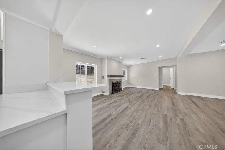 10227 Mcvine, Sunland, California 91040