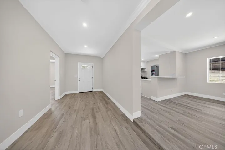 10227 Mcvine, Sunland, California 91040