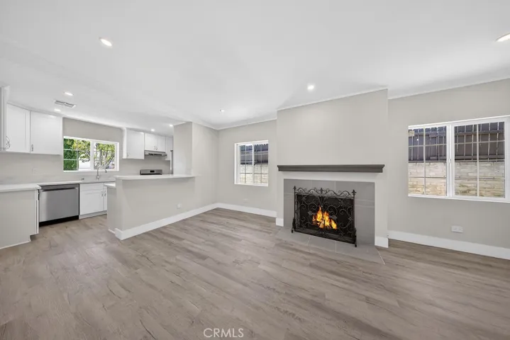 10227 Mcvine, Sunland, California 91040