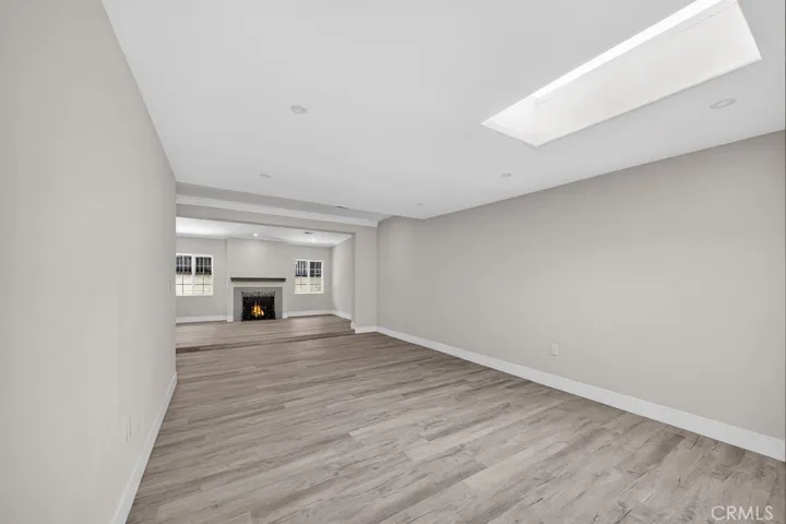 10227 Mcvine, Sunland, California 91040