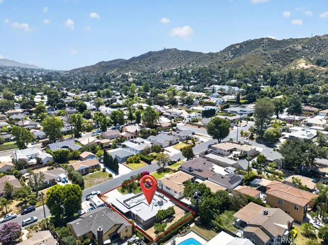 10227 Mcvine, Sunland, California 91040