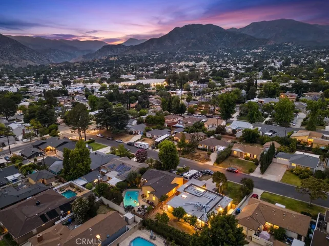 10227 Mcvine, Sunland, California 91040