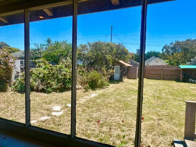 2 3rd Avenue, Davenport, California 95017