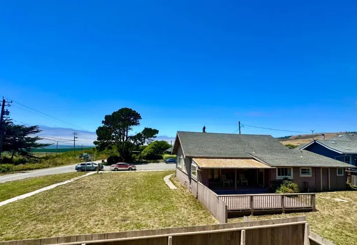 2 3rd Avenue, Davenport, California 95017
