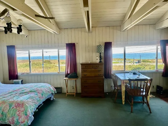 2 3rd Avenue, Davenport, California 95017