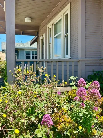 2 3rd Avenue, Davenport, California 95017