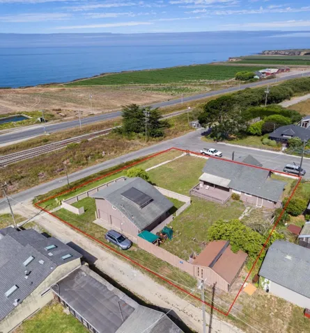 2 3rd Avenue, Davenport, California 95017