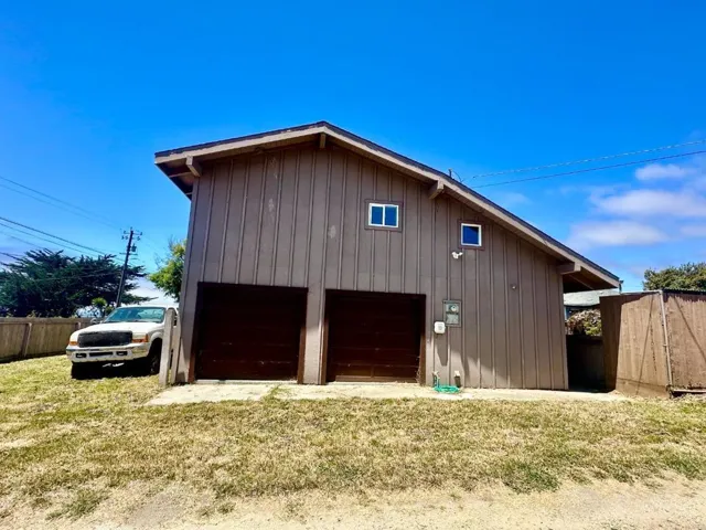 2 3rd Avenue, Davenport, California 95017