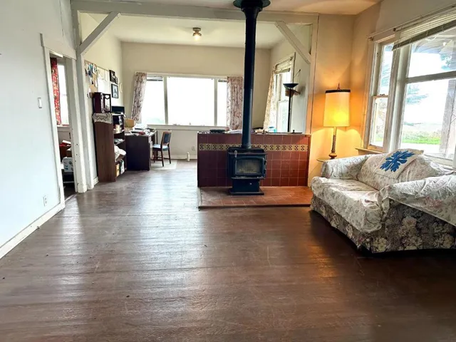 2 3rd Avenue, Davenport, California 95017