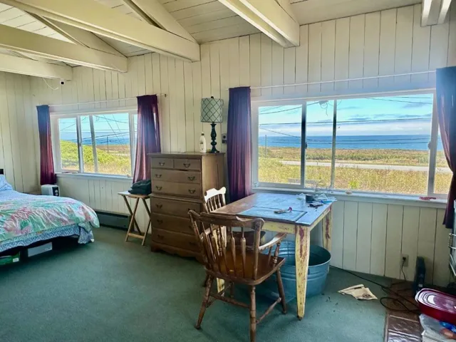 2 3rd Avenue, Davenport, California 95017