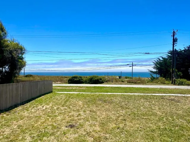 2 3rd Avenue, Davenport, California 95017