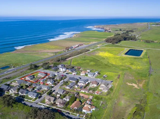 2 3rd Avenue, Davenport, California 95017