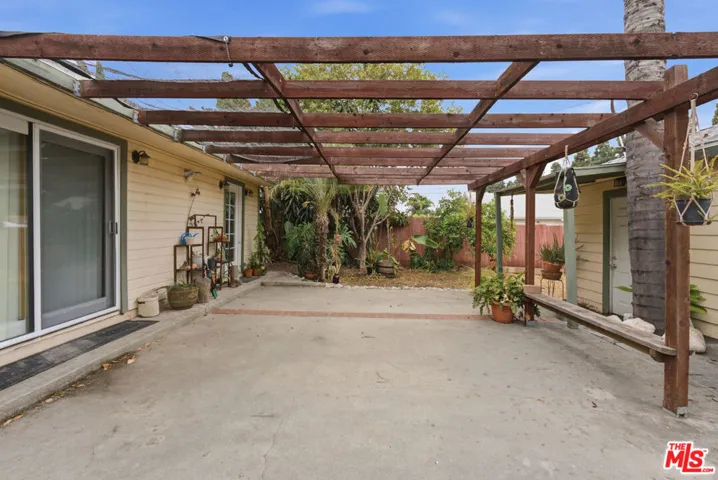 6229 Canobie Avenue, Whittier, California 90601