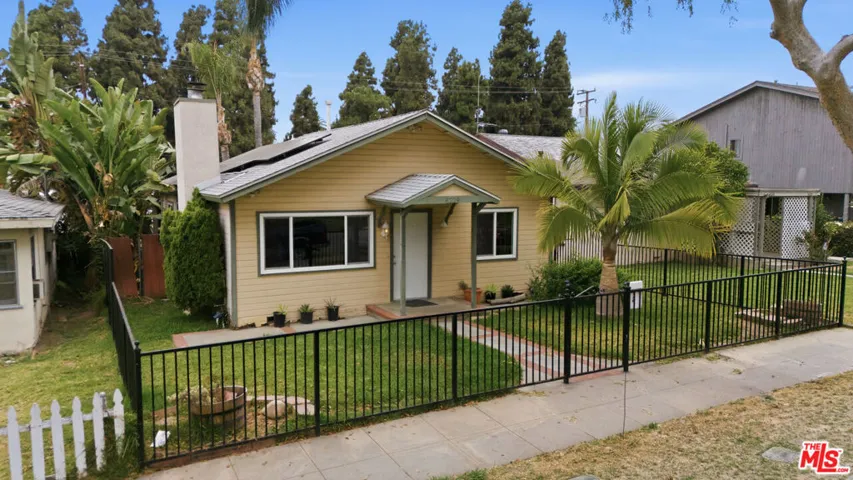 6229 Canobie Avenue, Whittier, California 90601