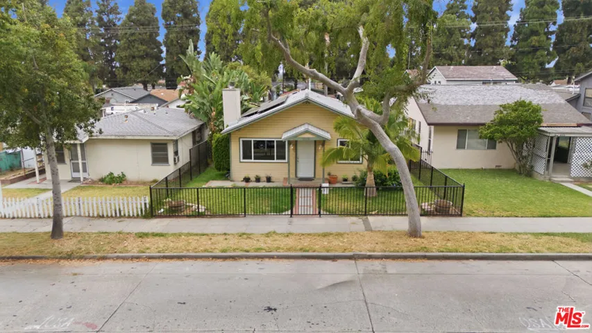 6229 Canobie Avenue, Whittier, California 90601