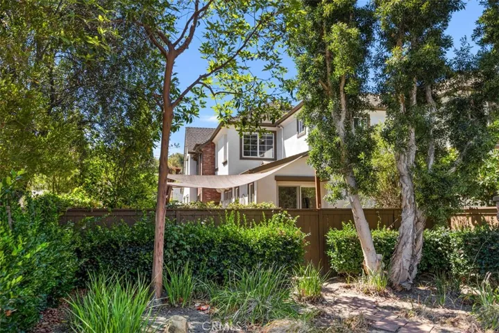 18 Lansdale Court, Ladera Ranch, California 92694