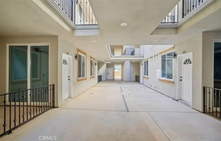 8153 Banana Avenue 201, Fontana, California 92335