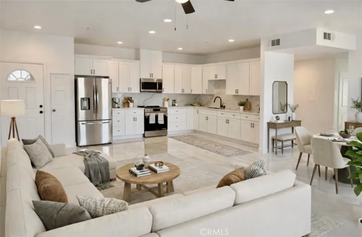 8153 Banana Avenue 201, Fontana, California 92335