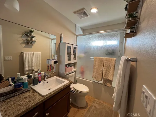 9220 Jacaranda, Hesperia, California 92345