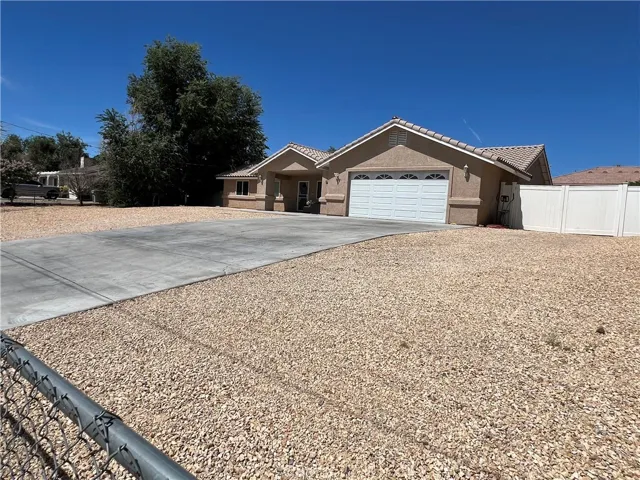 9220 Jacaranda, Hesperia, California 92345