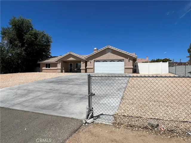 9220 Jacaranda, Hesperia, California 92345