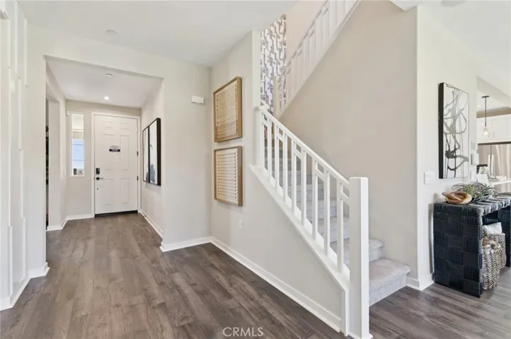 MODEL HOME