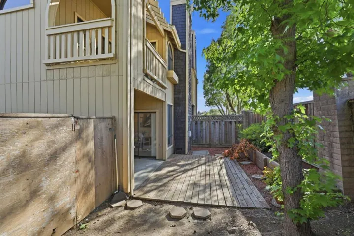2101 Darnis Circle, Morgan Hill, California 95037