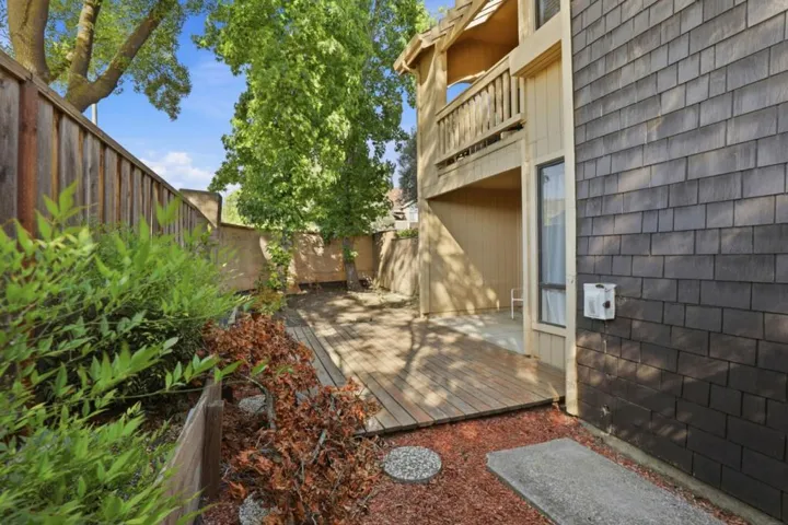 2101 Darnis Circle, Morgan Hill, California 95037