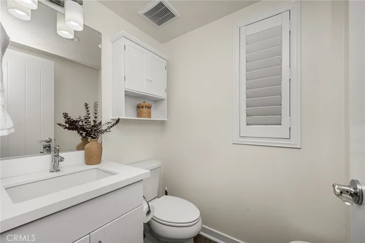 32 Savannah, Lake Forest, California 92630