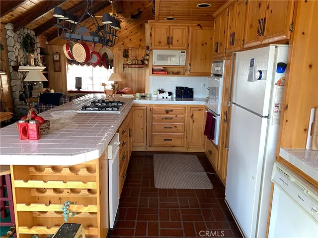 1136 Mount Verde, Big Bear City, California 92314