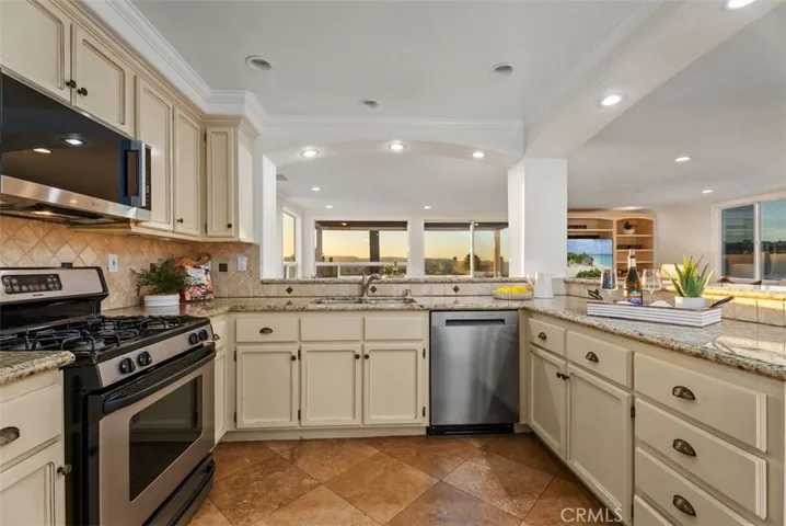 28141 La Bajada, Laguna Niguel, California 92677