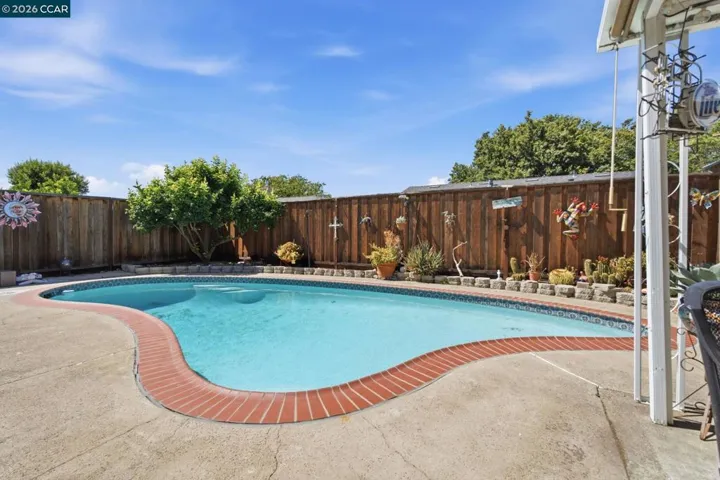 838 Cherokee Dr, Livermore, California 94551