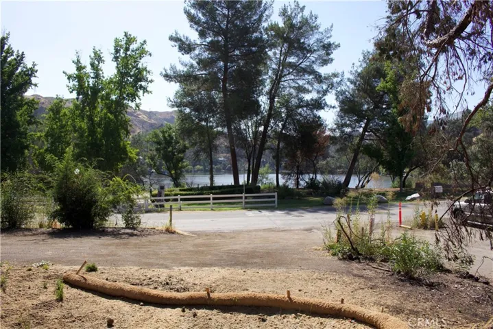 29081 Lake Vista, Agoura, California 91301