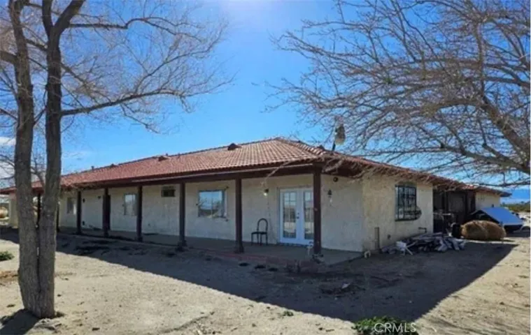 6888 Bookasta, Adelanto, California 92301