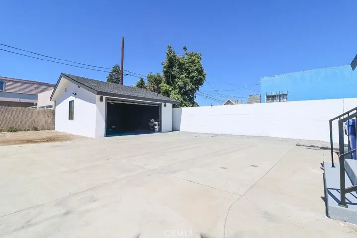 1839 W 35th, Los Angeles, California 90018