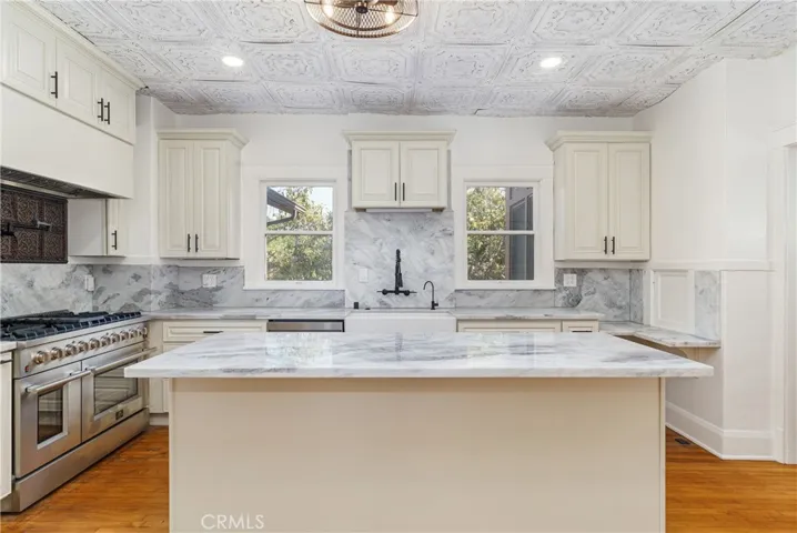 305 F, National City, California 91950