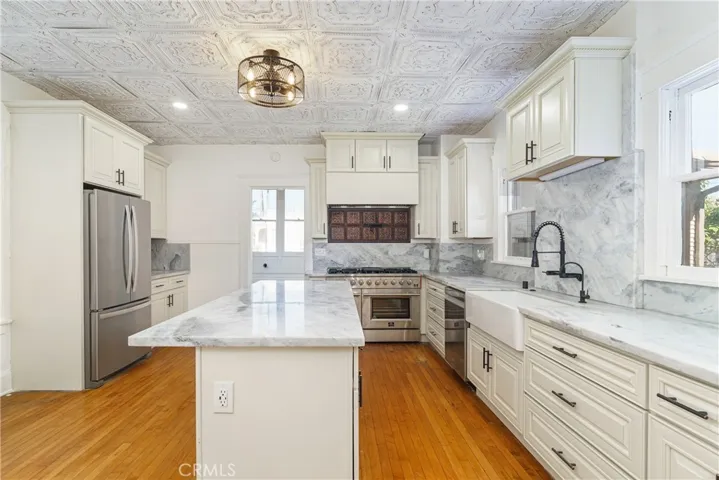 305 F, National City, California 91950