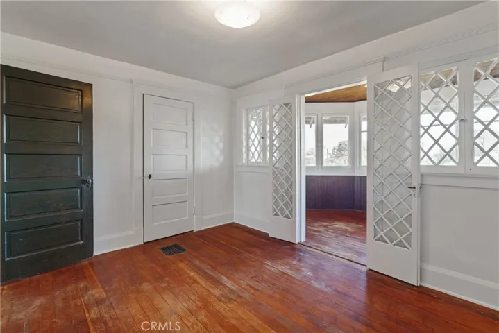 305 F, National City, California 91950