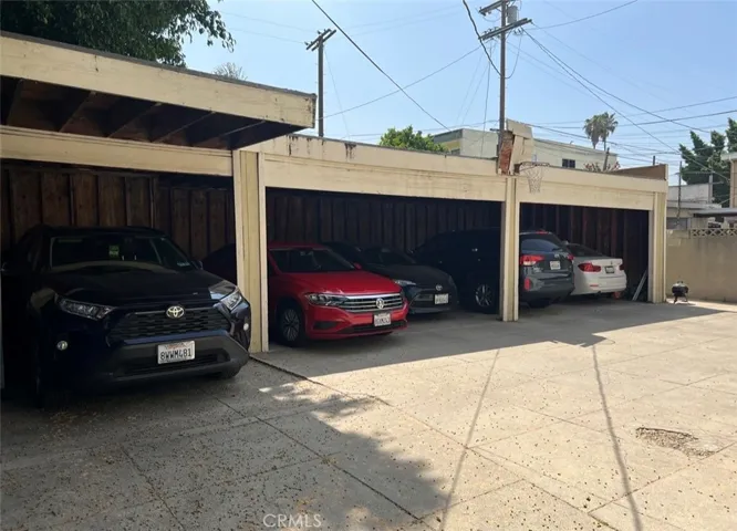 2710 Raymond Avenue, Los Angeles, California 90007