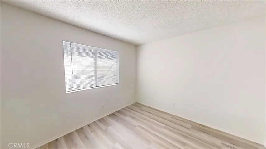 22 E Market, Long Beach, California 90805