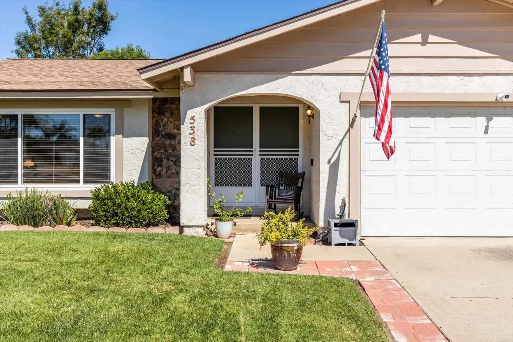 538 Shadow Hills Drive, San Marcos, California 92069 — photo 4