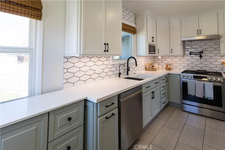 5502 Carfax Avenue, Lakewood, California 90713