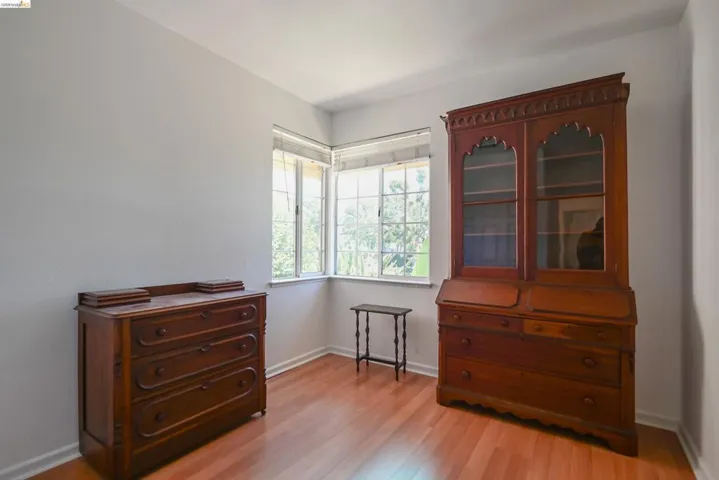 Corner window placement providing natural illumination