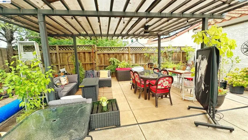 406 Stanford St, Vacaville, California 95687