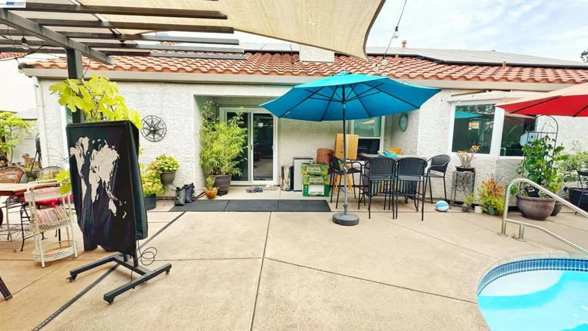 406 Stanford St, Vacaville, California 95687