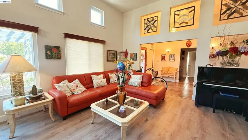 406 Stanford St, Vacaville, California 95687