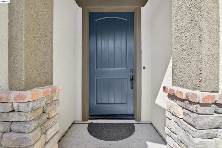 1787 Branson Court, Lathrop, California 95330