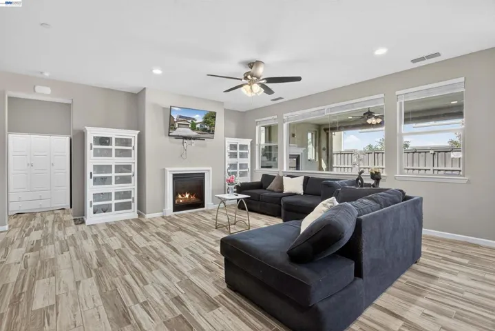 1787 Branson Court, Lathrop, California 95330