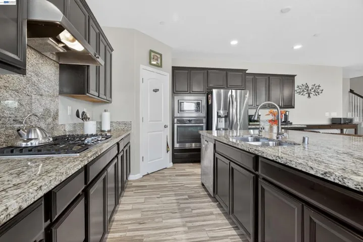 1787 Branson Court, Lathrop, California 95330